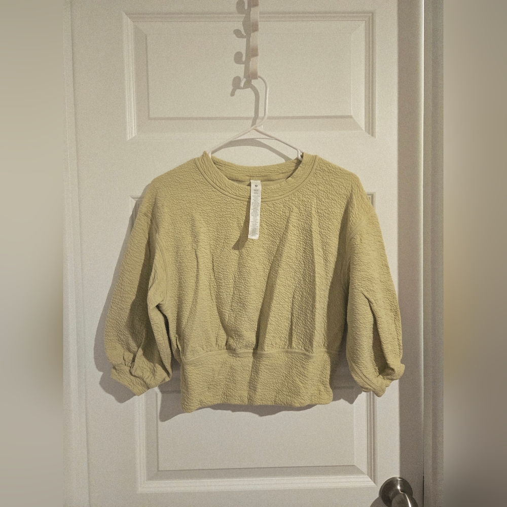 Lululemon Textured  Top - Picture 4 of 7